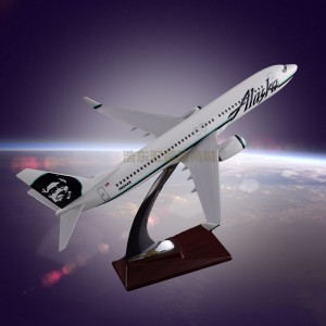 Resin Crafts Boeing 737 Alaska Airlines Simulation Airplane Model OEM Resin Factory Direct Sales Resin Crafts Boeing 737 Alaska Airlines Simulation Airplane Model OEM Resin Factory Direct Sales