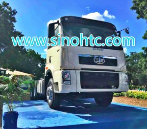 FAW tractor head Heavy Duty Truck 380HP Tractor Truck