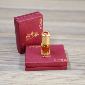 Top grade Agarwood oil/oud oil
