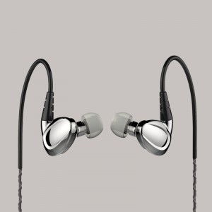 Heavy BassSport wireless over the eaphone audio manufacturer Q1