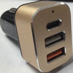 (Qualcomm Certified) Quick Charge 3.0 38W 3-Port USB Type-C Car Charger (Qualcomm Certified) Quick Charge 3.0 38W 3-Port USB Type-C Car Charger