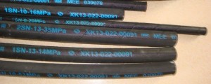 Oil and abrasion high pressure industry high quality fuel hydraulic hose Oil and abrasion high pressure industry high quality fuel hydraulic hose