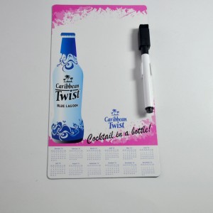 Guangzhou factory wholesale magent mini whiteboard for milk powder gifts with teddy bear magnetic drawing board