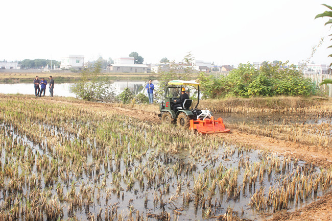 Articulated Small Tractor Small HP Wheel Cultivator Mini Tiller Cultivator Farm Tractor