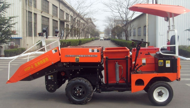 4 Wheel Corn Harvester (4yzp-2)