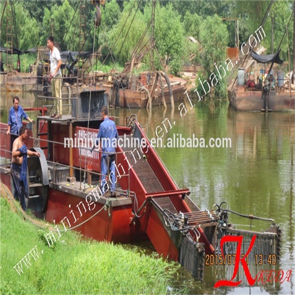 Latest Technology Good Efficiency Water Weed Cutting Dredger