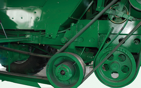 Hot! ! Wheeled Typewheeled Combine Harvester with Good Quality