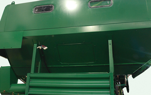 Hot Selling Good Performance Wheeled Type Rice Combine Harvester