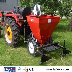 Tractor Drive Potato Planting Machine Seeder 1 Row Potato Planter
