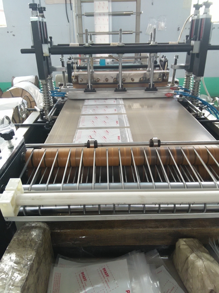 Welded Ziplock Bags/Zipper Bags with Gusseted Bottom