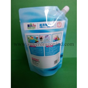 Stand up Plastic Pouch with Spout for Liquid Packing